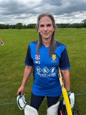 eynsham cricket club - ladies cricket image 2
