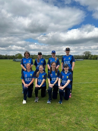 eynsham cricket club - ladies cricket image 3
