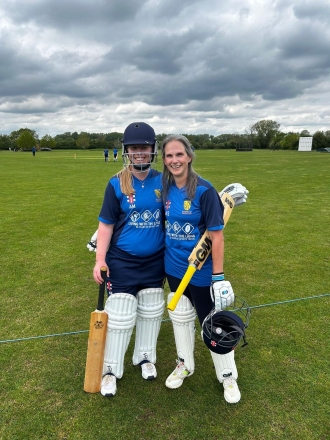 eynsham cricket club - ladies cricket image 6